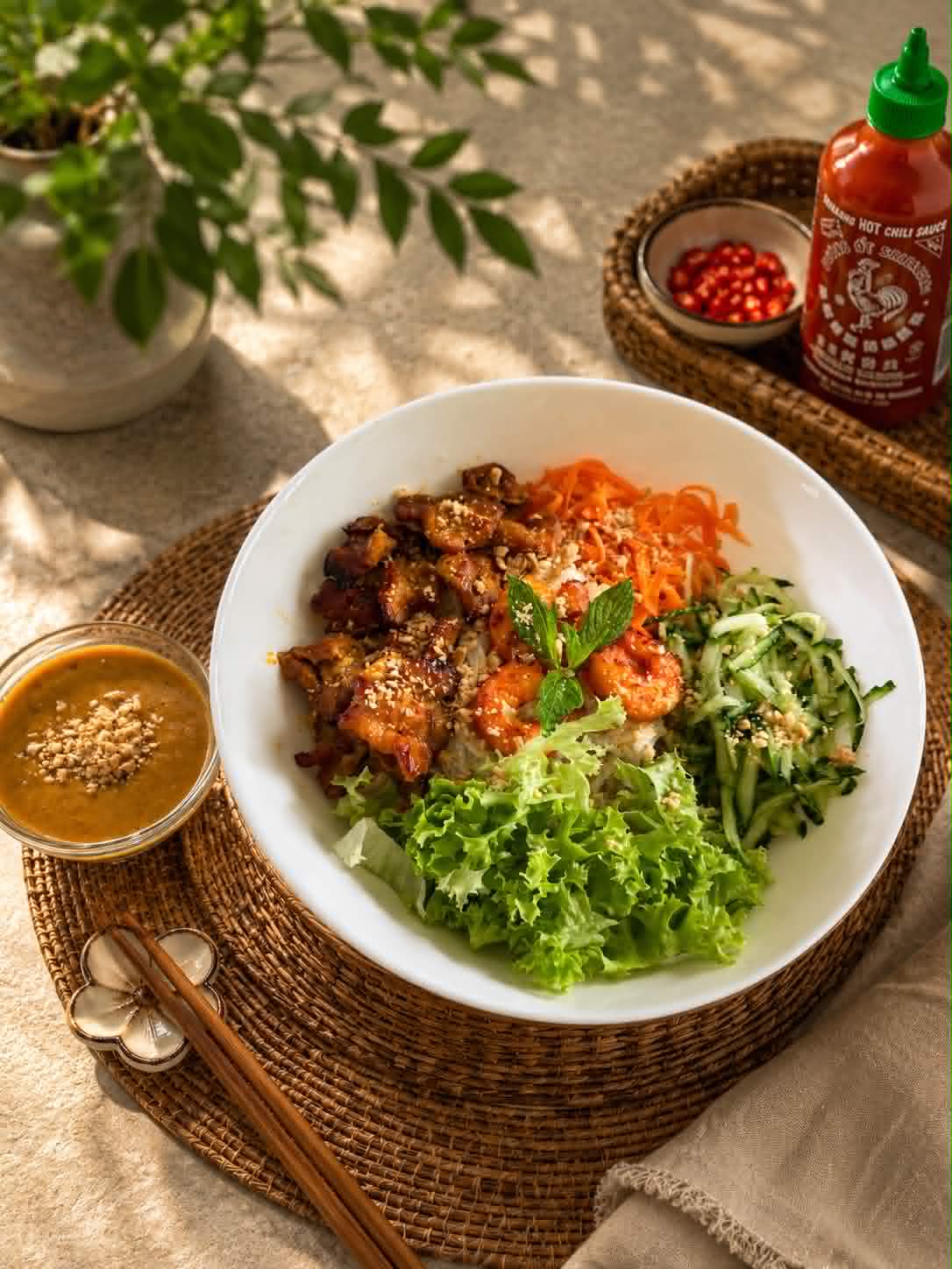 Bún trộn thịt nướng